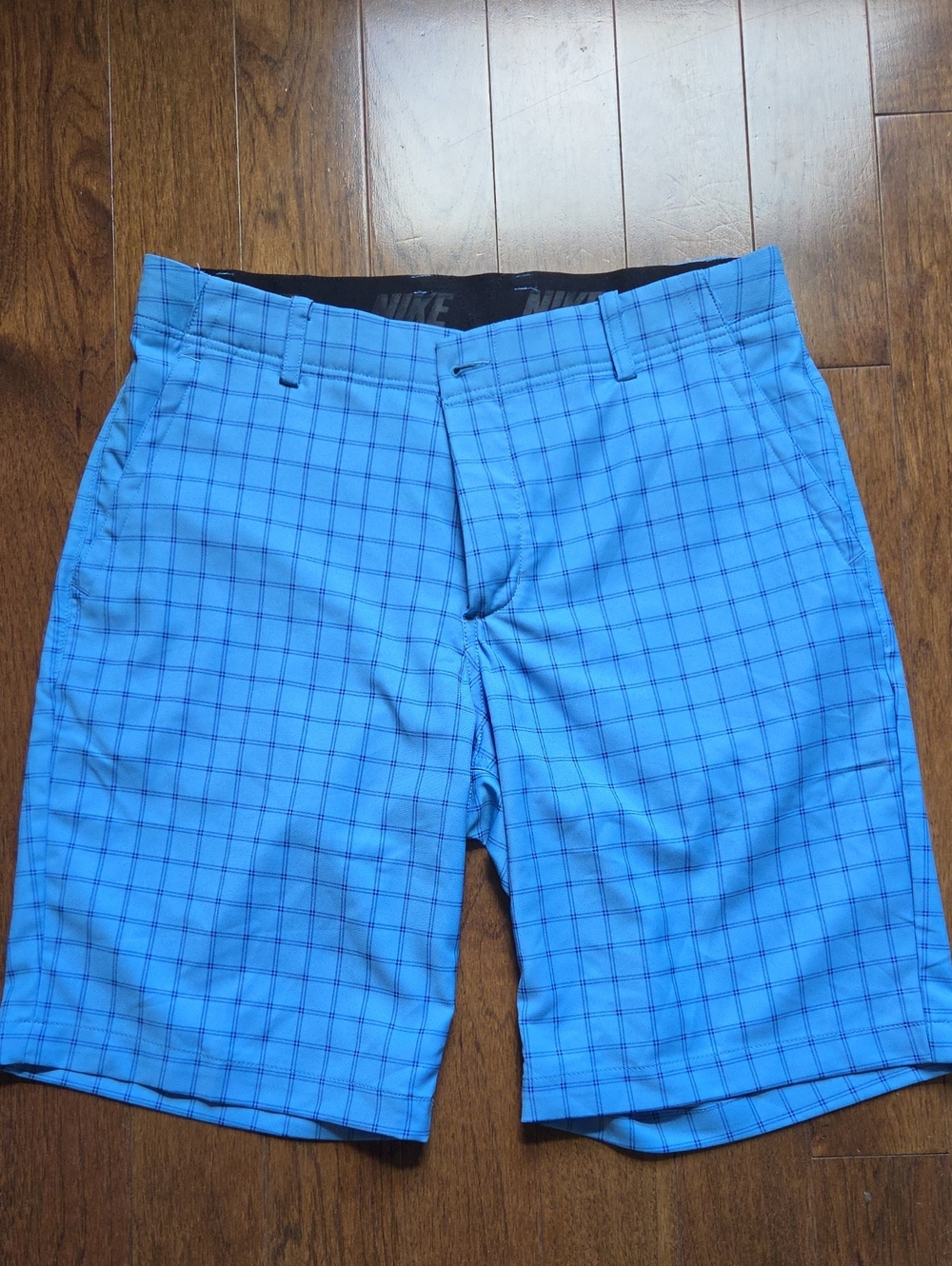 Nike Men’s Blue Plaid Flat Front Golf Shorts